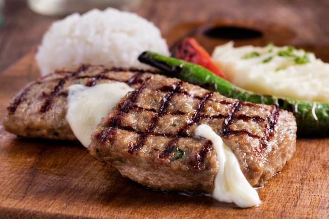 Kaşarlı Izgara Köfte 